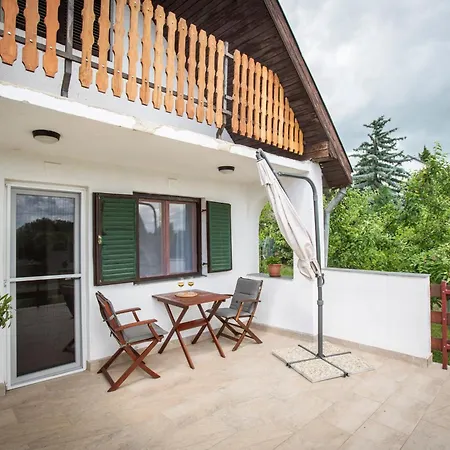 Apartamento Csabagyoengye *