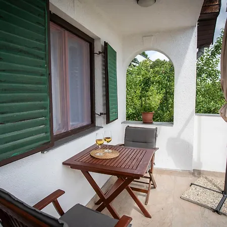Apartment Csabagyoengye Badacsony
