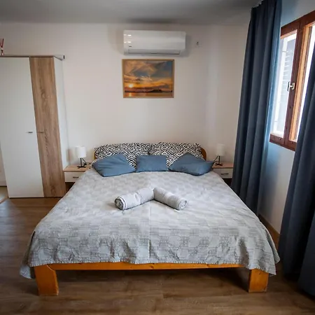 Csabagyoengye * Badacsony